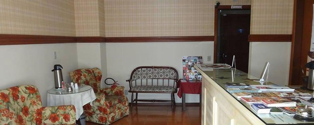 Hotel Alpen Hof Грамаду Екстериор снимка