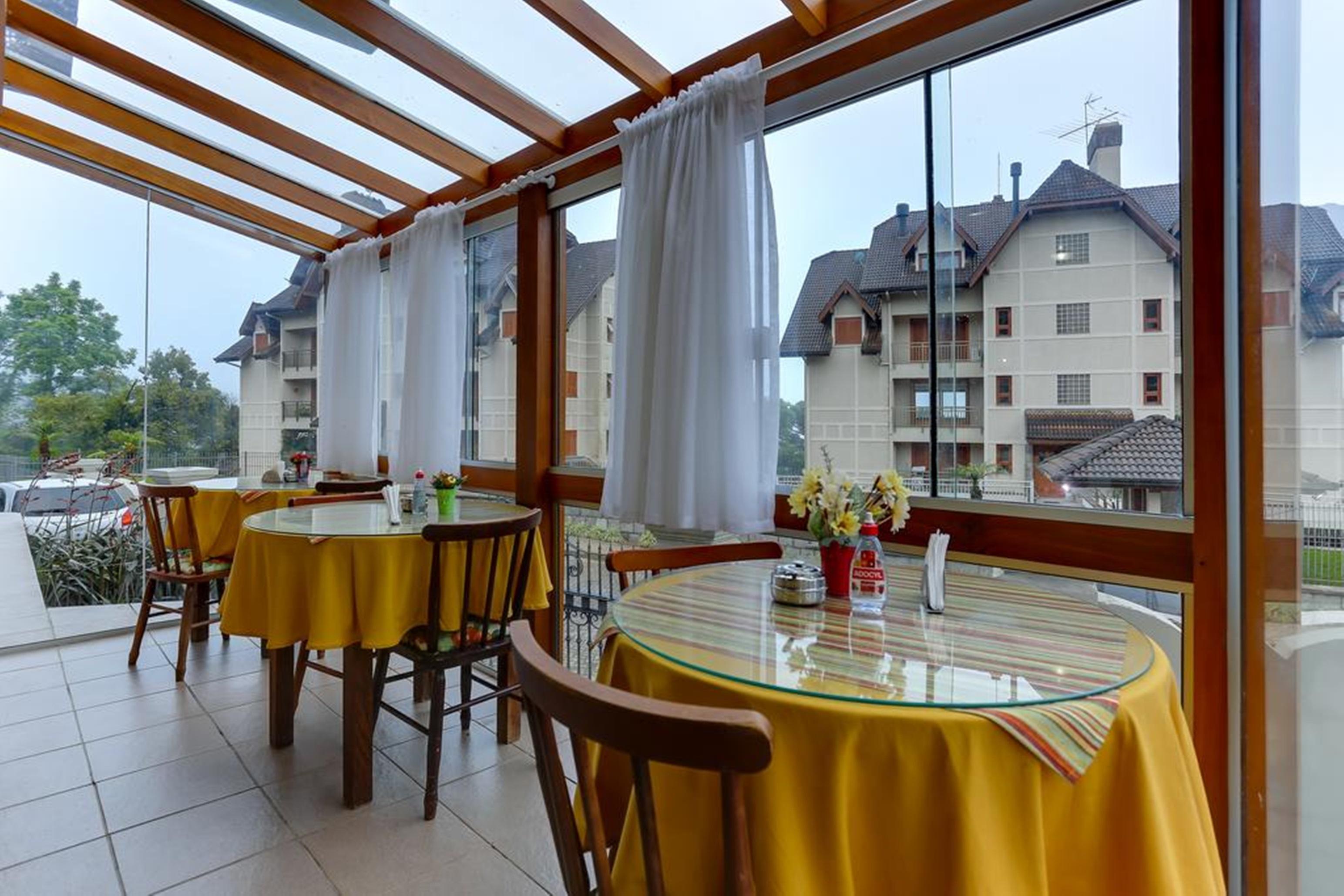Hotel Alpen Hof Грамаду Екстериор снимка